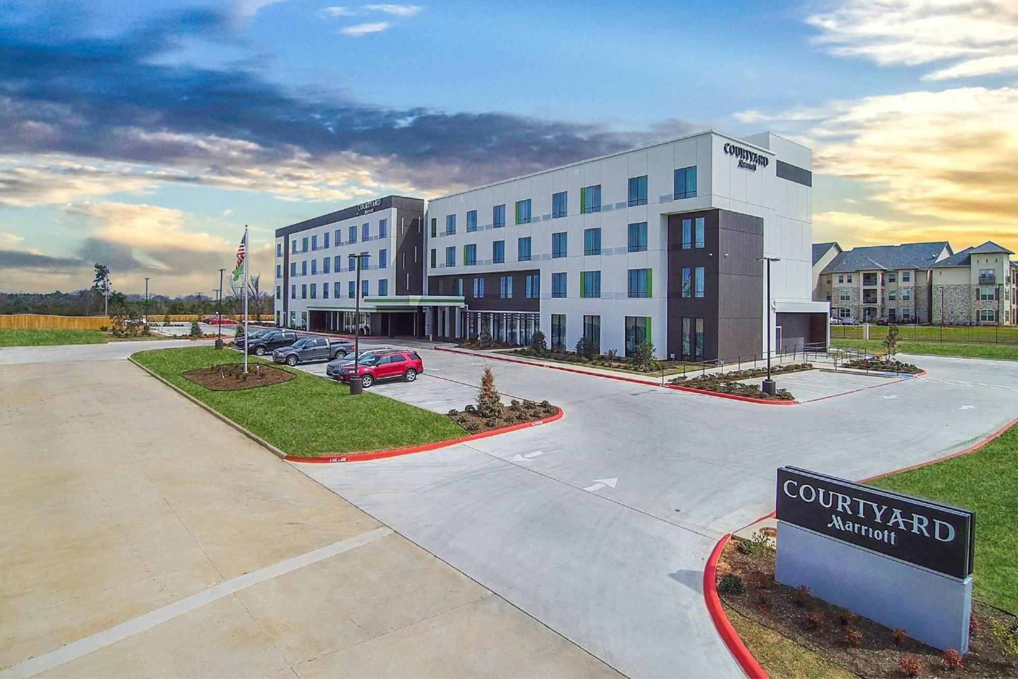 Courtyard By Marriott Longview North Hotel Buitenkant foto